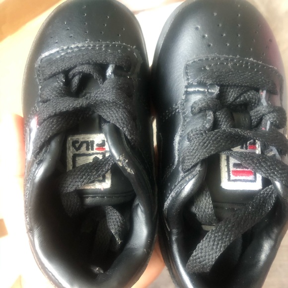 Fila Original Fitness Shoe - Picture 3 of 4